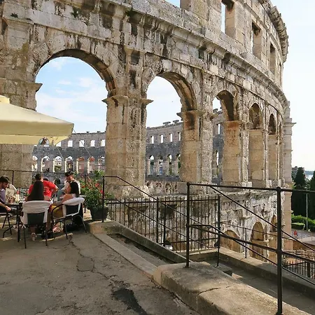 Sole Mio Pula